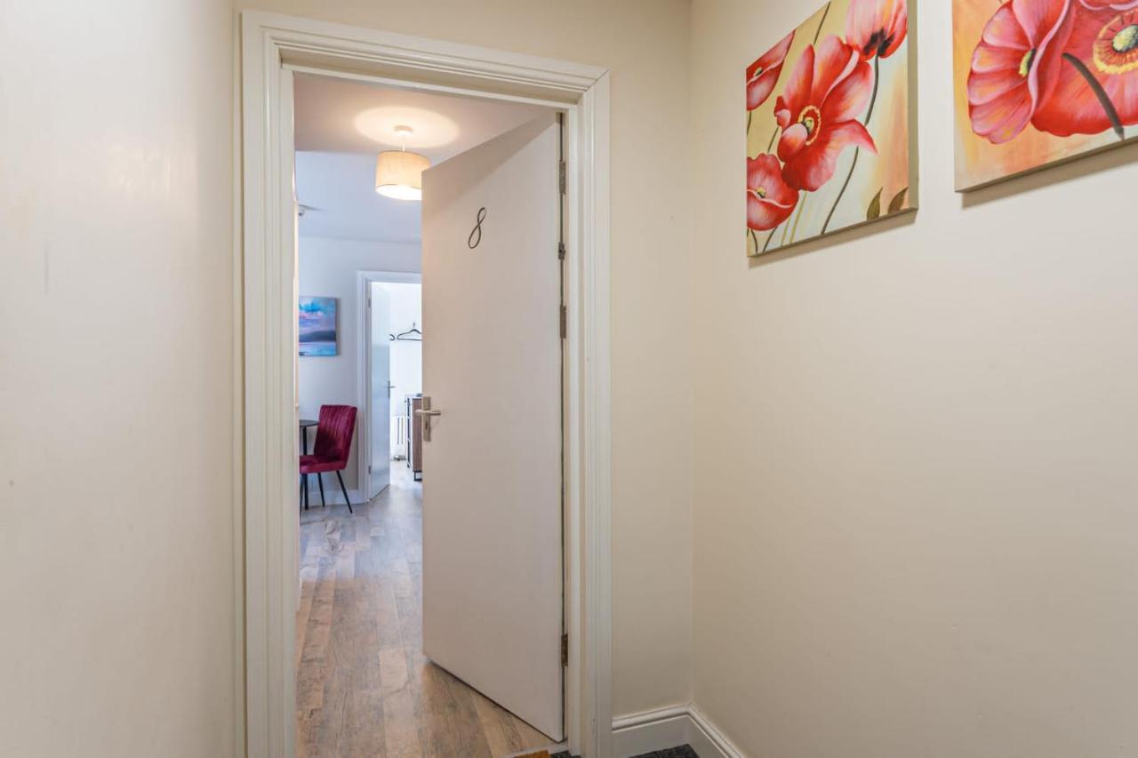 Superb One Bedroom Apartment In Coventry Cv1 *New* Экстерьер фото